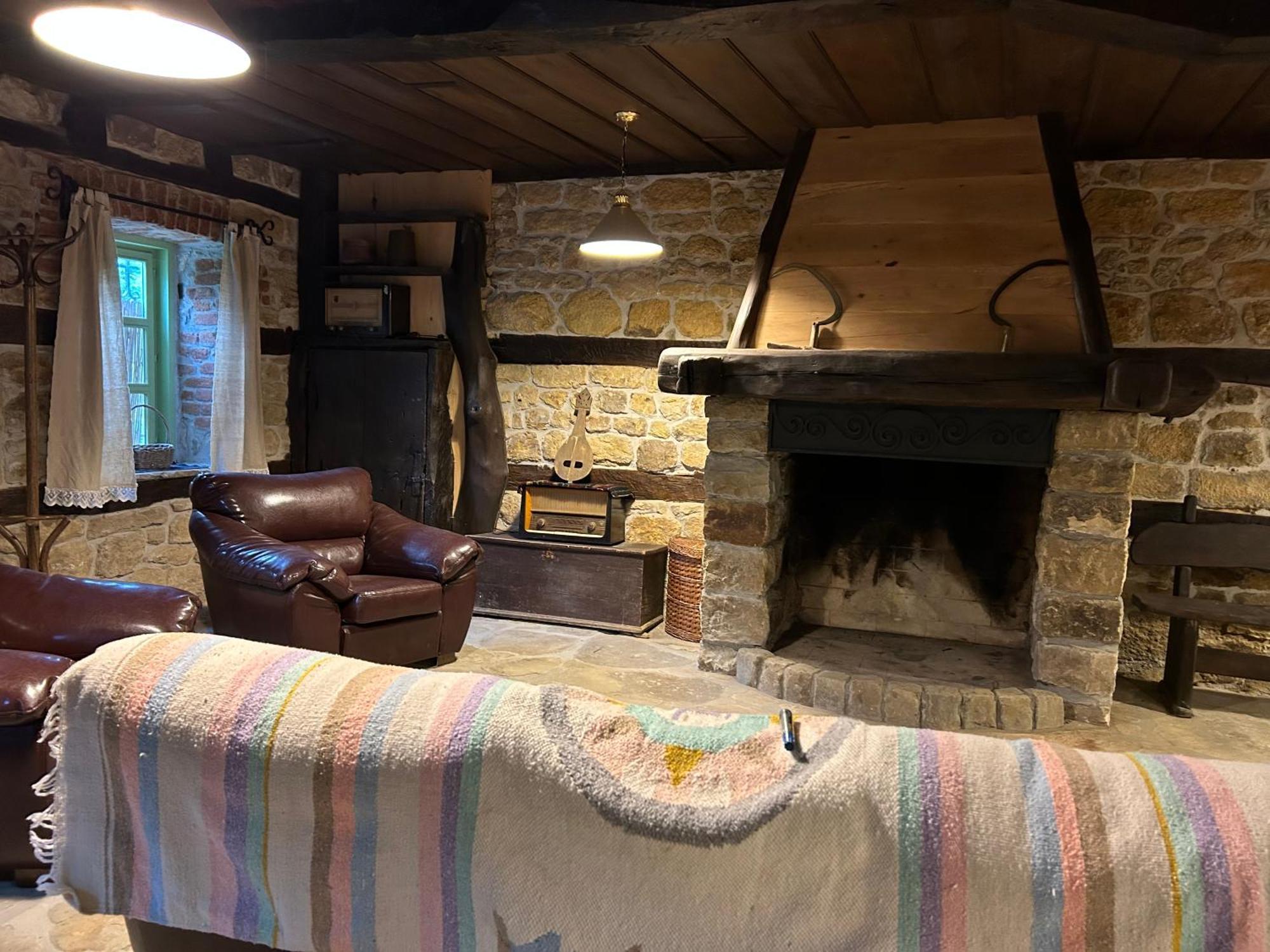 Agriturismo Hidden Paradise Villa Tryavna Exterior photo