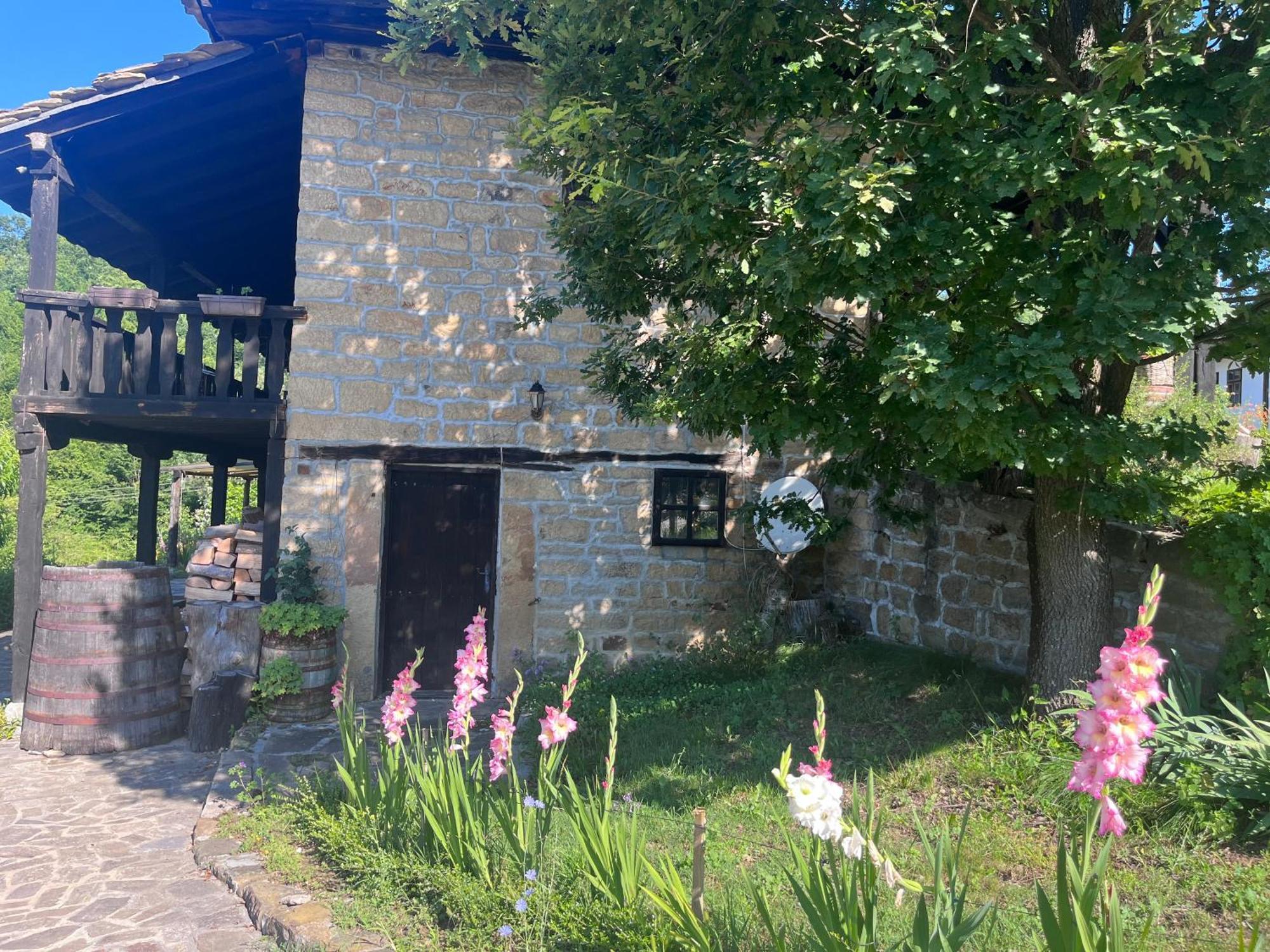 Agriturismo Hidden Paradise Villa Tryavna Exterior photo