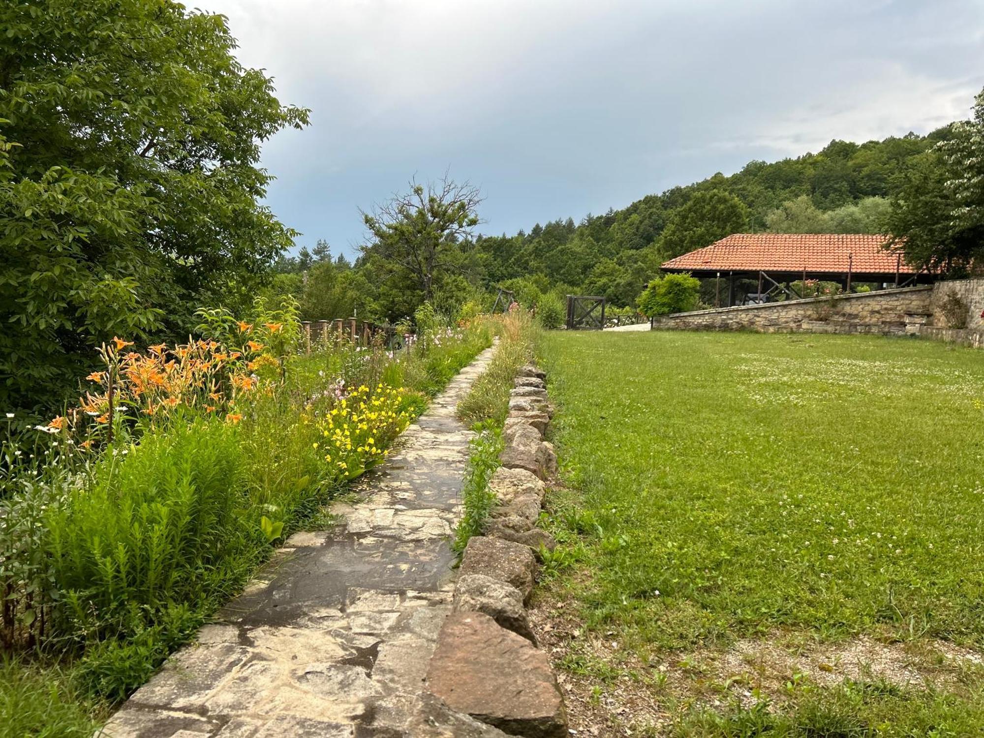 Agriturismo Hidden Paradise Villa Tryavna Exterior photo